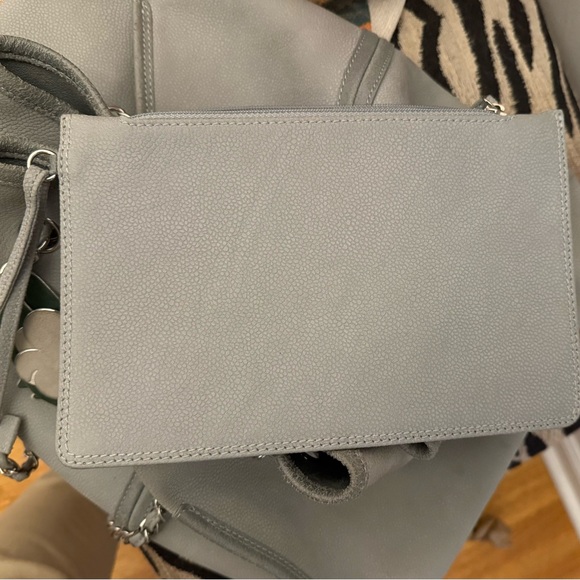 CHANEL Nubuck Camelia Gray Vintage Shoulder Bag with Elegant Chains - Picture 12 of 17